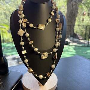 Vintage Y2K Mother of Pearl Beaded 58” Strand Necklace Statement Jewelry